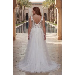 Robe de mariée en tulle et dentelle florale grande taille – vue de dos – modèle Ceona