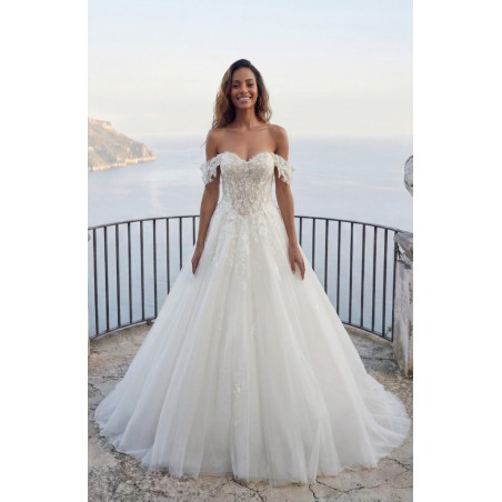 Robe princesse tulle, épaules dénudées, corsage cœur dentelle 3D fleurs, vue de face