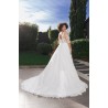 Robe de mariée princesse en mousseline manches dentelle illusion dos V grande taille – modèle Gabrielle - vue de dos