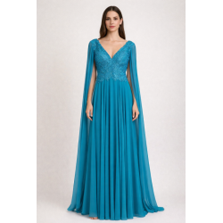 Robe de cocktail mariage longue en mousseline bleu, col V, haut en dentelle florale et manches cape volantes