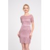 Robe de cocktail mariage courte en dentelle florale rose poudré, col bateau et manches courtes – MS