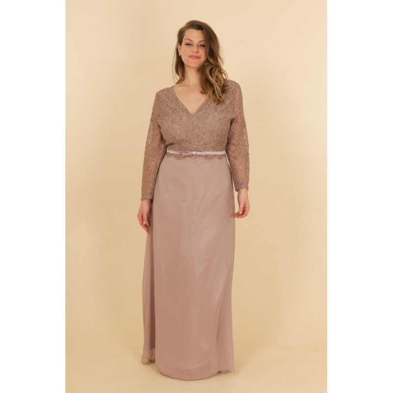 Robe cocktail longue avec manches longues