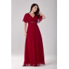 Robe de cocktail mariage longue en mousseline bordeaux, col V croisé, manches papillon courtes et ceinture brodée strass – MS