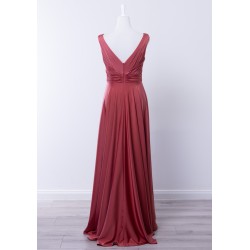 Robe de cocktail mariage longue en jersey rose antique, col V profond, ceinture drapée et jupe évasée asymétrique - vue de dos