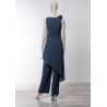 Ensemble pantalon mariage en mousseline bleu marine, col V croisé, manches courtes et motif floral à l'épaule - vue de dos