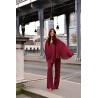 Ensemble pantalon mariage en mousseline bordeaux, top cape manches kimono volantes et pantalon large