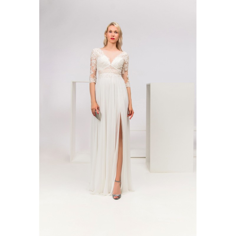 Robe de cocktail mariage longue blanc ivoire, haut en dentelle florale manches 3/4, col V illusion et jupe mousseline avec fente