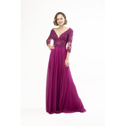 Robe de cocktail mariage longue fuchsia, haut en dentelle brodée sequins col V, manches illusion 3/4 et jupe mousseline fluide