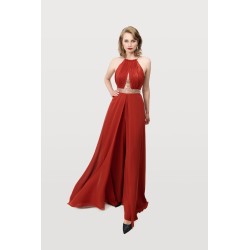 Combinaison pantalon mariage en mousseline terracotta, col halter drapé plissé, insert et ceinture sequins dorés